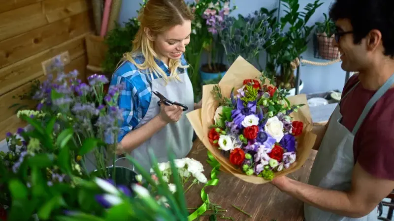 How Fast Flower Delivery Helps Teams Lift Corporate Gift Value