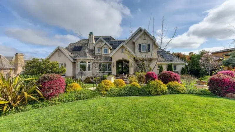 How to Maintain Your Yard Without Hiring a Pro