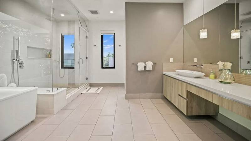 Planning a Luxury Bathroom Remodel? Here’s Everything You Need to Know